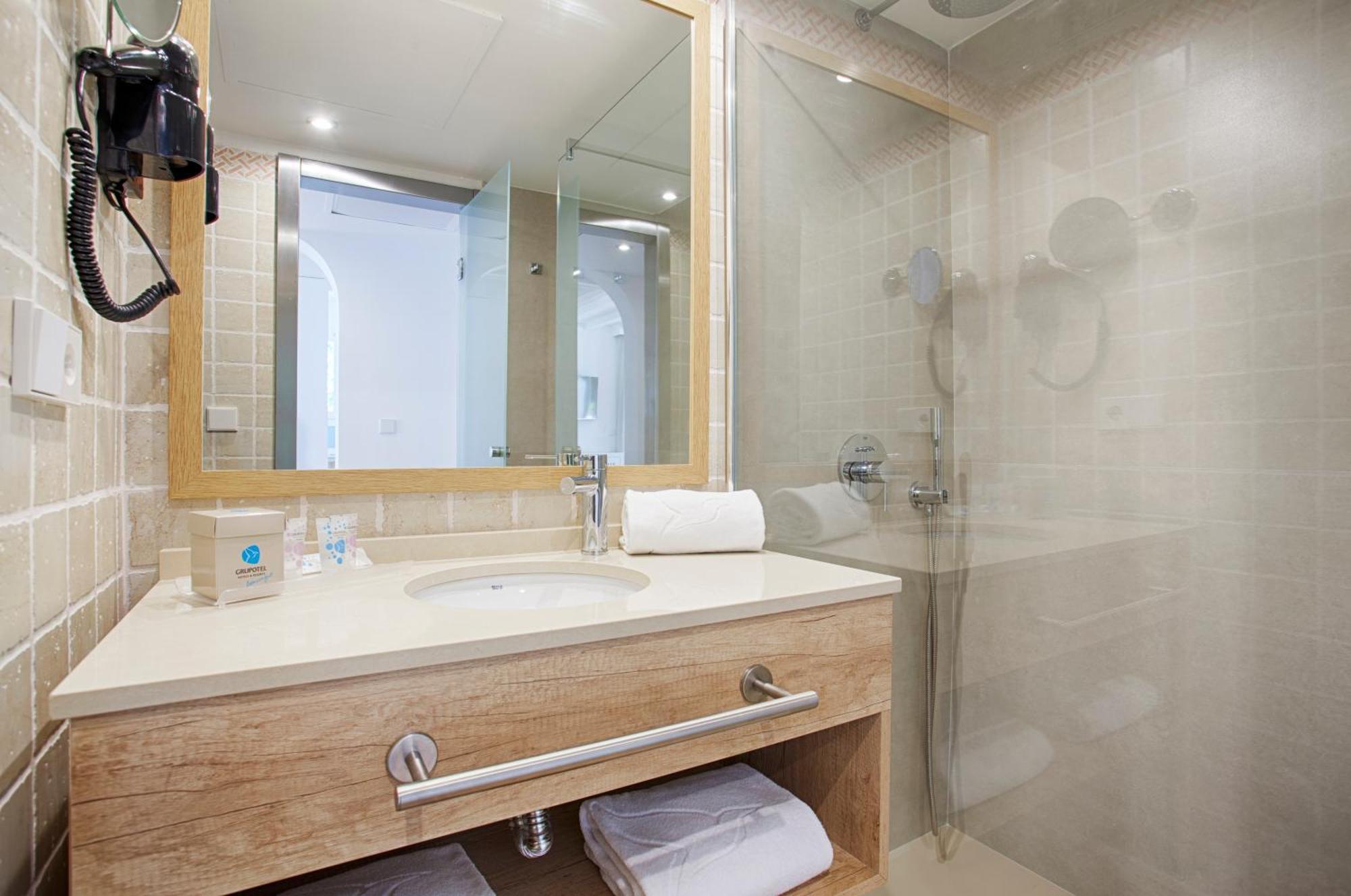 Premium One-Bedroom Apartment